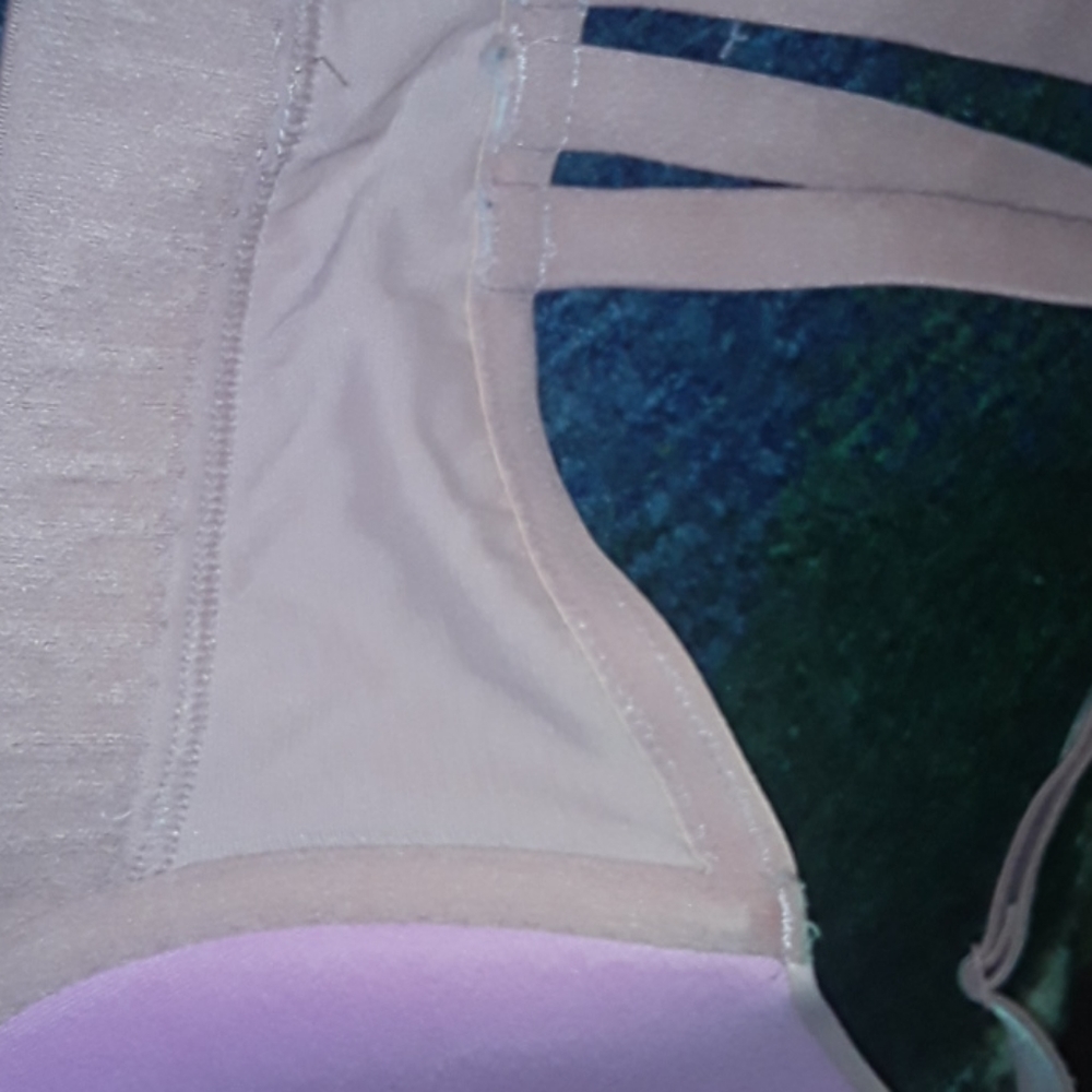 VS pink wear wherever pushup - Picture 4 of 4